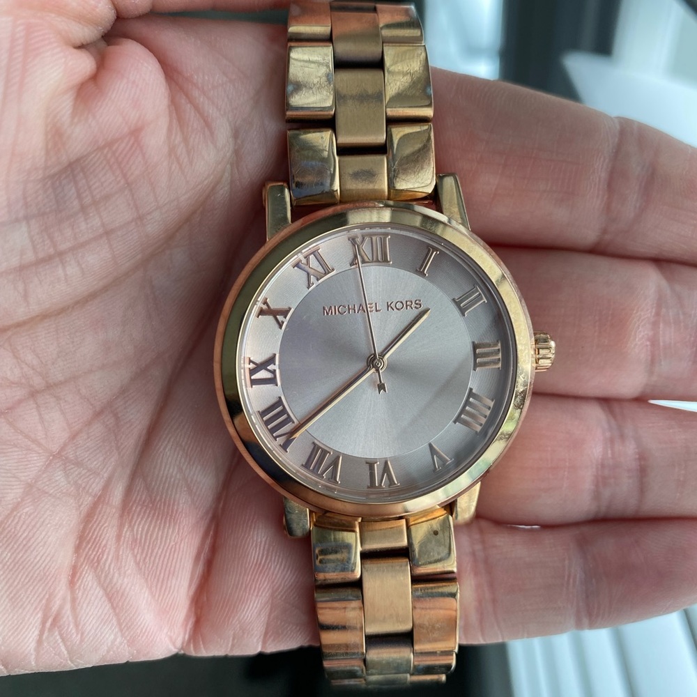 Michael Kors rose gold watch
